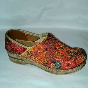 Sanita Danish Clogs